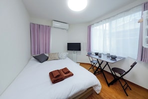 1 室のベッドルーム、WiFi (無料)、ベッドシーツ