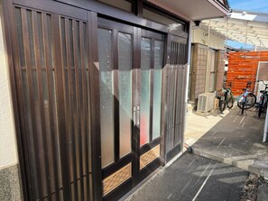 Exterior detail - A base for beach fun | 10 minutes from Tateyama 8 / Tateyama Chiba (Tateyama)