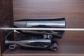 Hair dryer, towels