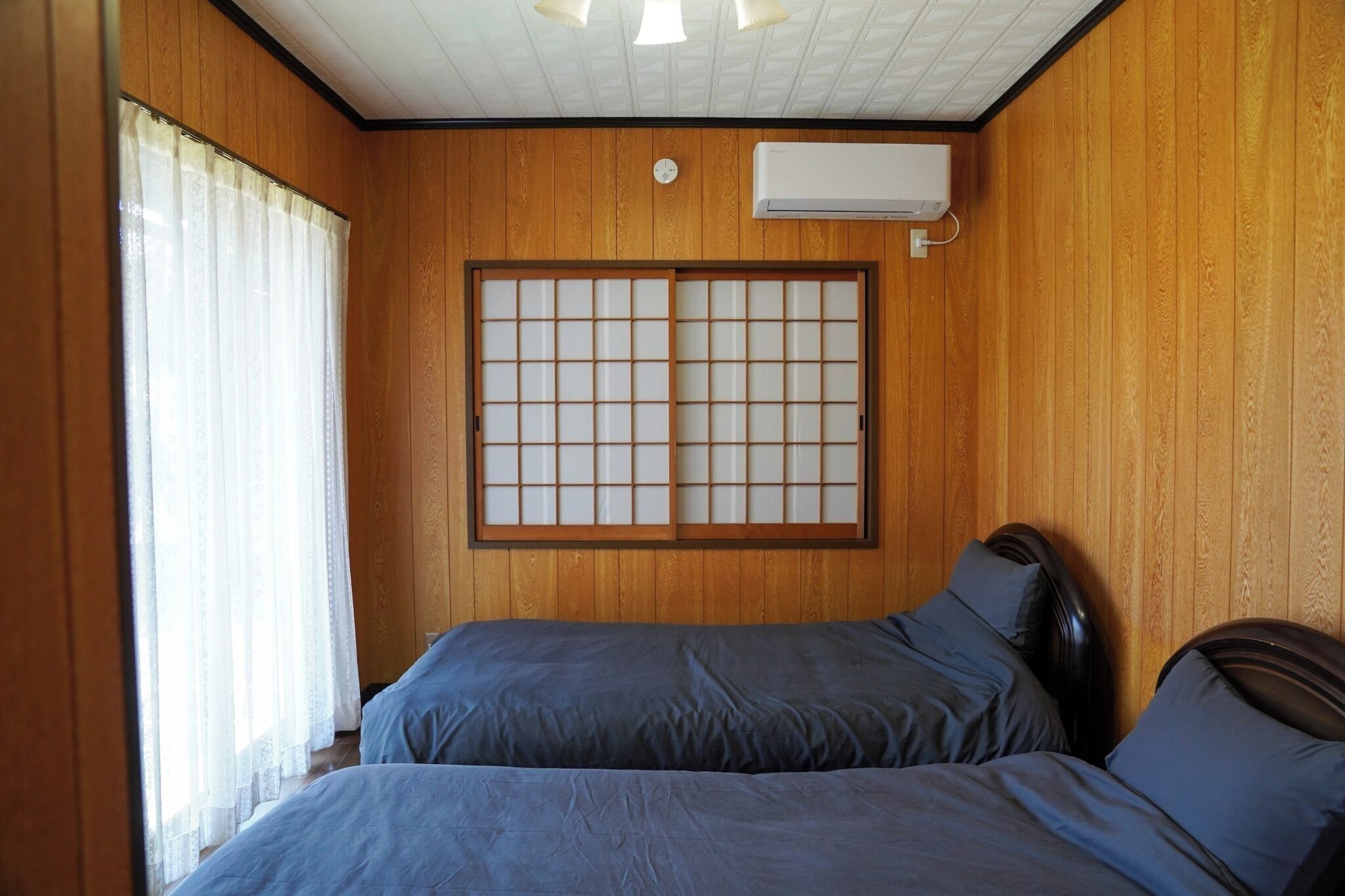 2 sovrum, skrivbord, gratis wi-fi och sängkläder