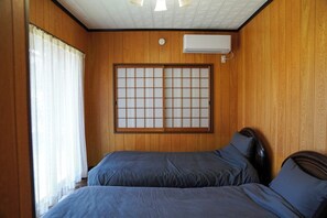 2 habitaciones, escritorio, wifi gratis y ropa de cama 