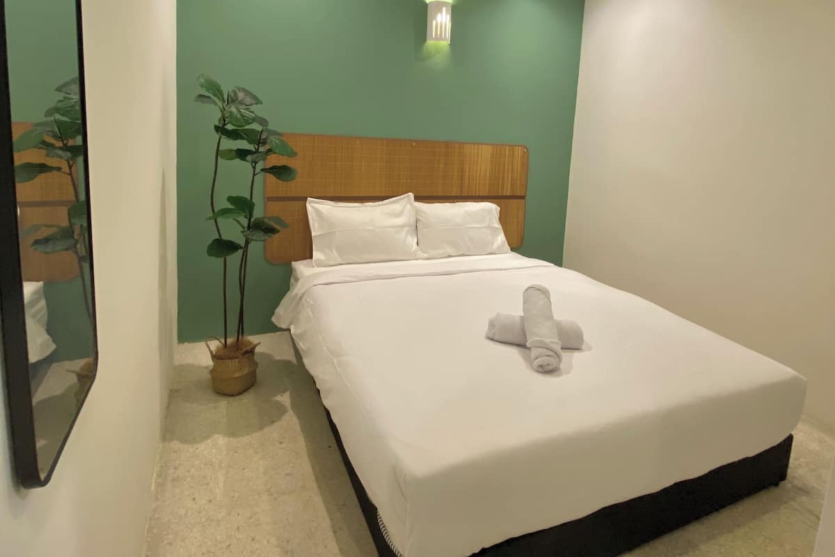 Standard Double Room | WiFi (free)