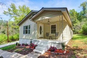 Exterior - Lake Guntersville Hideaway! Home on Over 2 Acres (Scottsboro)