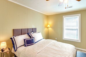 3 Schlafzimmer, Schreibtisch, Internetzugang, Bettwäsche