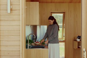 Fridge, stovetop, coffee/tea maker, electric kettle