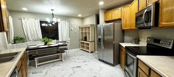 Reynolds Road Retreat