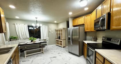 Reynolds Road Retreat