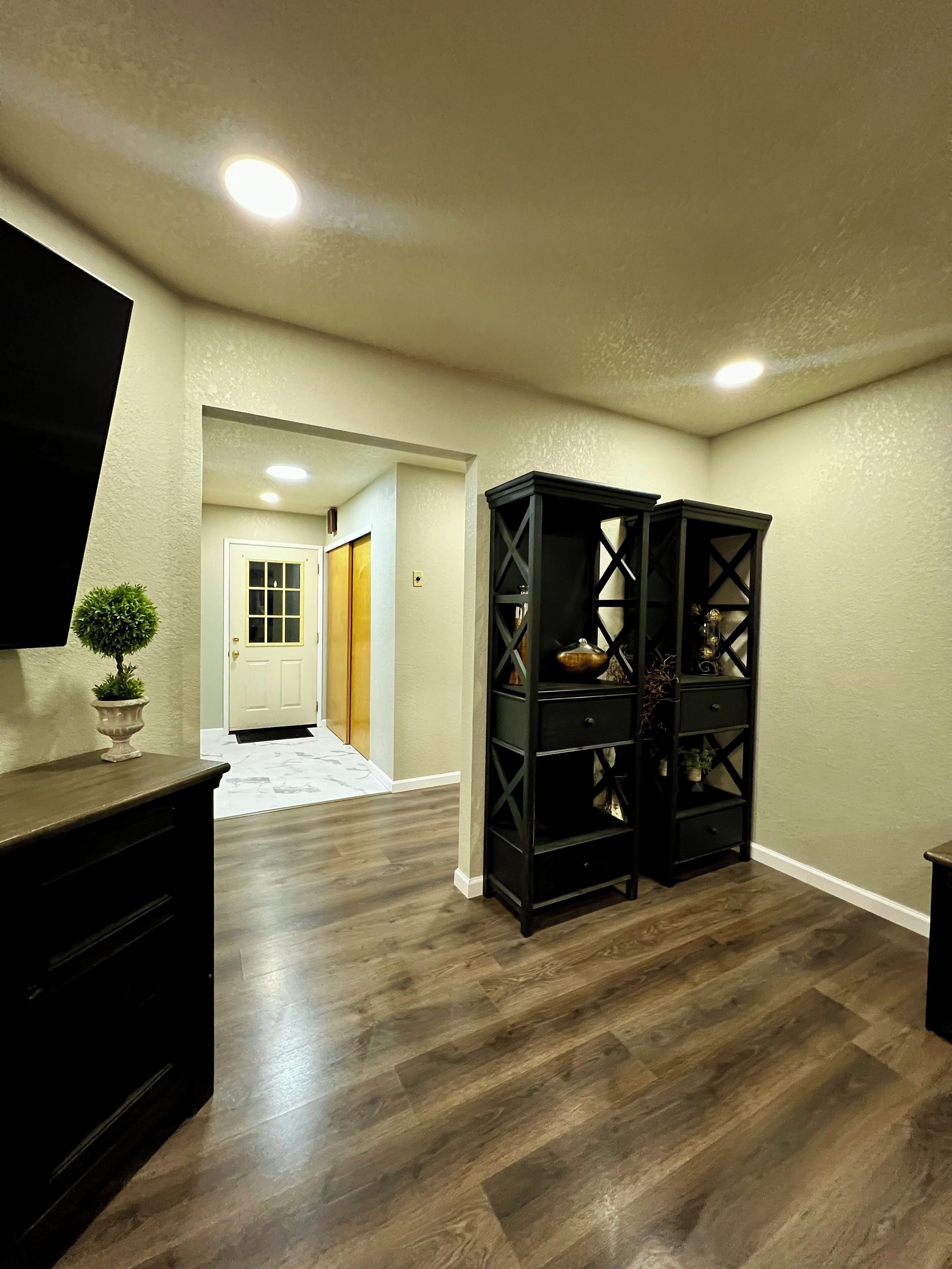 المنشأة من الداخل