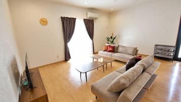 Apartment | Living area