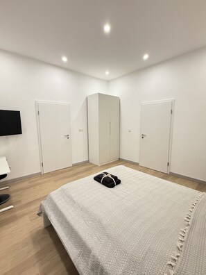 1 bedroom, desk, iron/ironing board, free WiFi - #2 Exclusive city room, shared bathroom/kitchen (Herne)