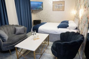 Standard dubbelrum | Värdeförvaringsskåp på rummet, mörkläggningsgardiner och ljudisolering