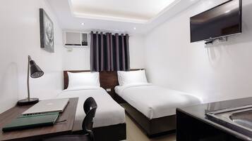 Desk, laptop workspace, soundproofing, free WiFi