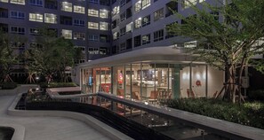 Studio, Multiple Bedrooms, Accessible, Smoking | Exterior