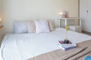 Apartment, 2 Bedrooms, Accessible, Smoking | 2 bedrooms