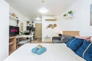 Studio, Accessible, Smoking | 1 bedroom