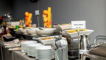 Bao gồm bữa sáng buffet hàng ngày