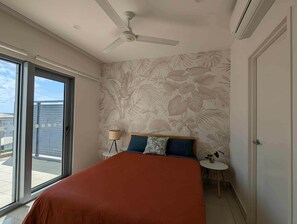 2 bedrooms, iron/ironing board, free WiFi