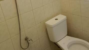 Deluxe Double Room | Bathroom | Towels