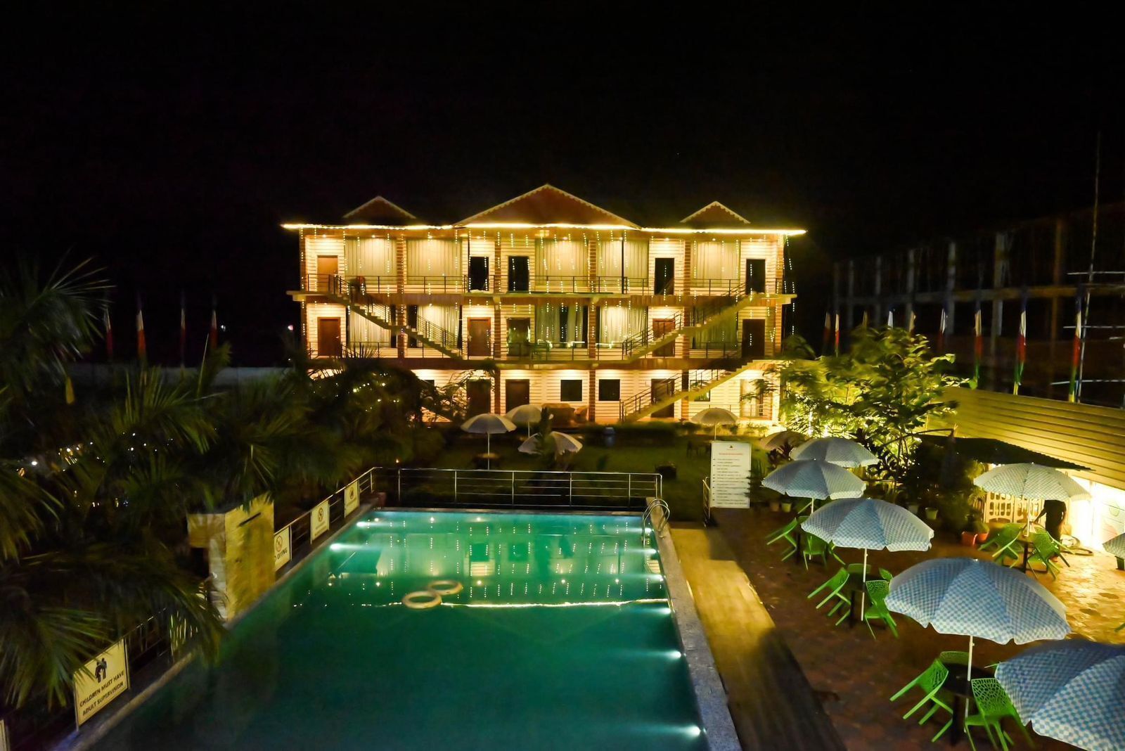 Front of property – evening/night