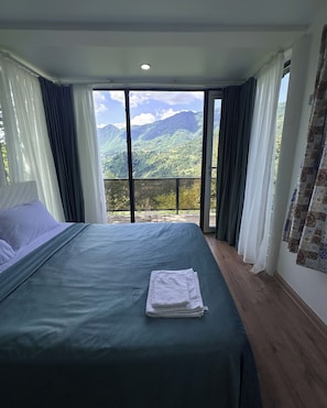 5 camere, ferro/asse da stiro, Wi-Fi gratuito, lenzuola