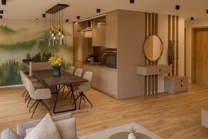 Dining - Vacation apartment Tenne with whirlpool 90 sqm, 2 bedrooms up to max. 4 persons (Samerberg)