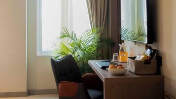 Deluxe Double Room, City View