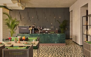 Reception - Minimaist - Varanasi City Centre (Varanasi)