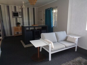 Interior - APARTMENT 1B SECOND FLOOR- GUESTS apartment 1a ground floor -management (Wulguru)