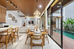 Villa, 3 Bedrooms, Balcony, Pool View | Dining room