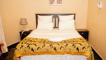 Standard Room, 1 Double Bed | Desk, laptop workspace, free WiFi