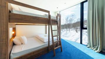 Iron/ironing board, free WiFi