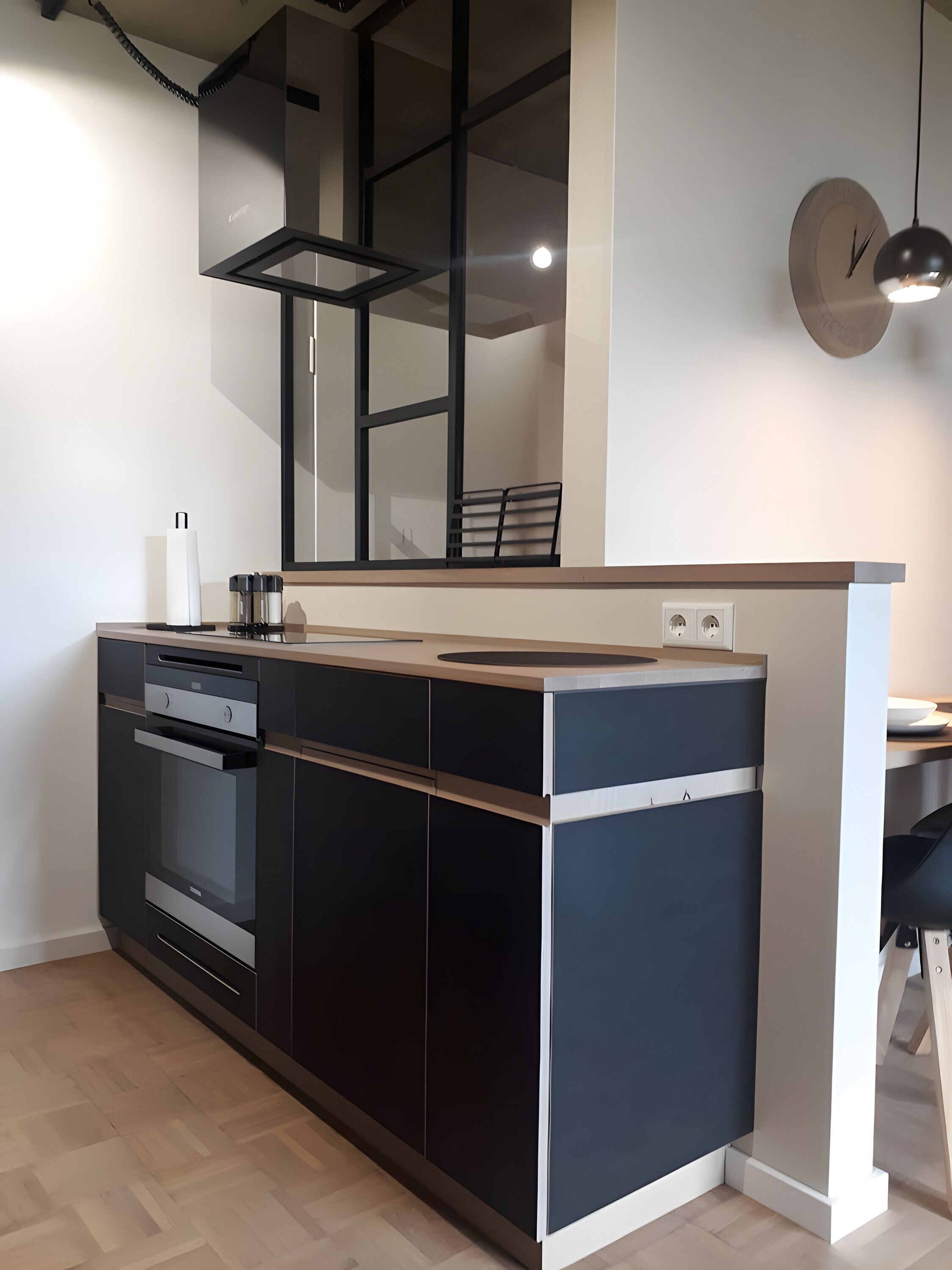 Kühlschrank, Ofen, Herdplatte, Geschirrspüler