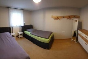1 bedroom, iron/ironing board, Internet, bed sheets
