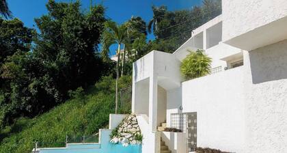 Casa Mango- Relax - Pool & Stunning Views