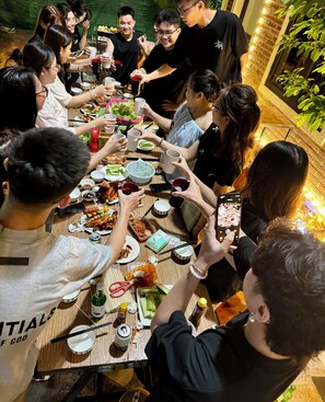 Outdoor dining