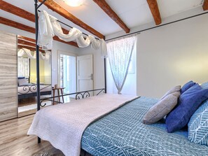 2 bedrooms, Internet
