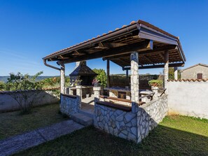 Outdoor dining - Vacation home Sandra by Interhome (Labin)