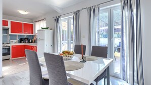 Dining - Vacation home Sandra by Interhome (Labin)