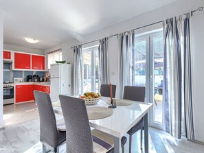 Dining - Vacation home Sandra by Interhome (Labin)