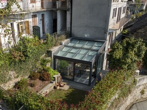 Outdoor dining - La Maison de Tobie by Interhome (Caprezzo)