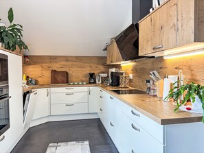 Fridge, microwave, oven, dishwasher - Ferienwohnung Monika by Interhome (Öblarn)