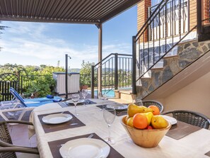 Outdoor dining - Vacation home Perla by Interhome (Lloret de Mar)