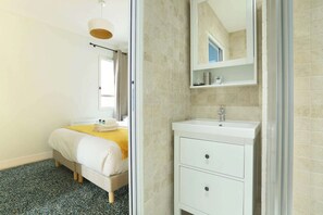 1 bedroom, desk, iron/ironing board, Internet - Apartment Center of Paris (Paris)