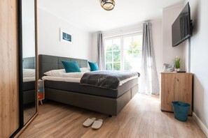 3 Schlafzimmer, Zimmersafe, Bügeleisen/Bügelbrett, WLAN