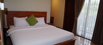 Hotel Grand Papua Kaimana 