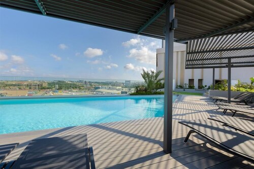 Luxe 1-bedroom apartment at Loxwood House, Accra.