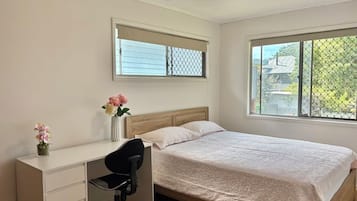 3 bedrooms, WiFi, bed sheets