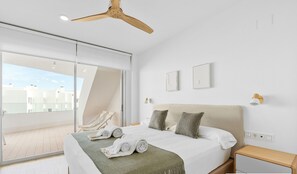 Tabla de planchar con plancha, cuna de viaje y wifi gratis