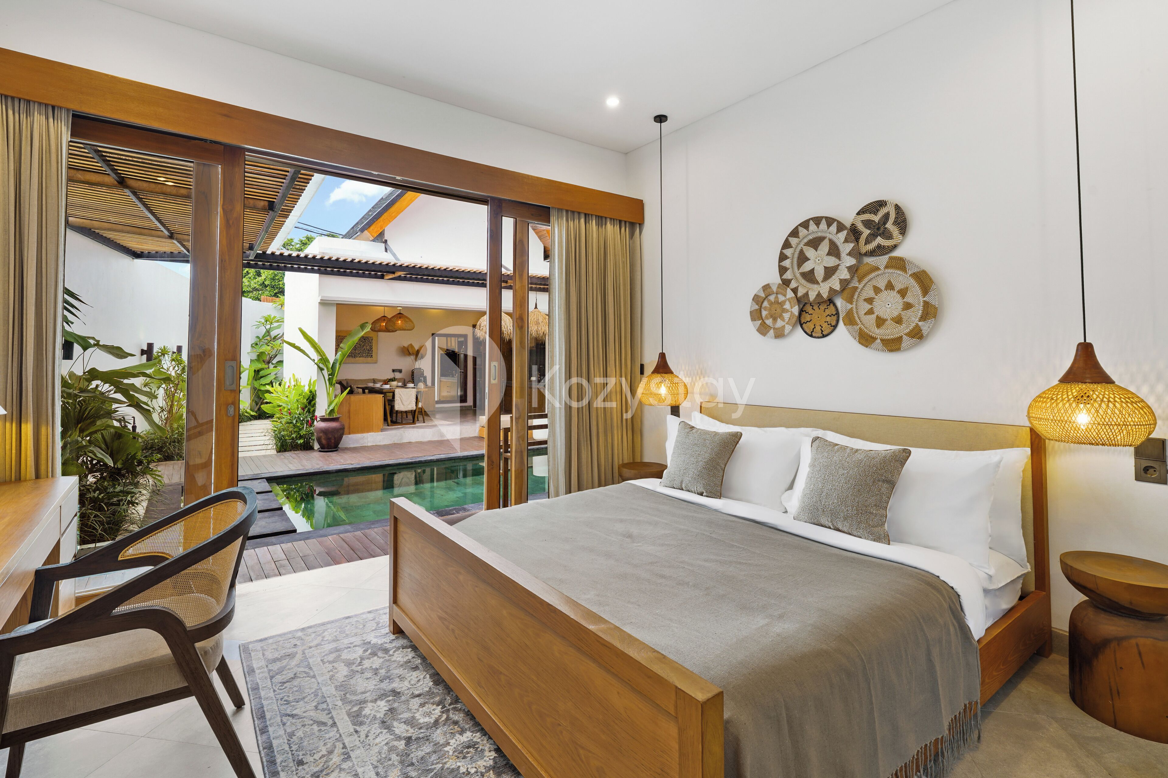 Villa, 3 habitaciones, balcón, vistas a la piscina | Escritorio y espacio para trabajar con un portátil