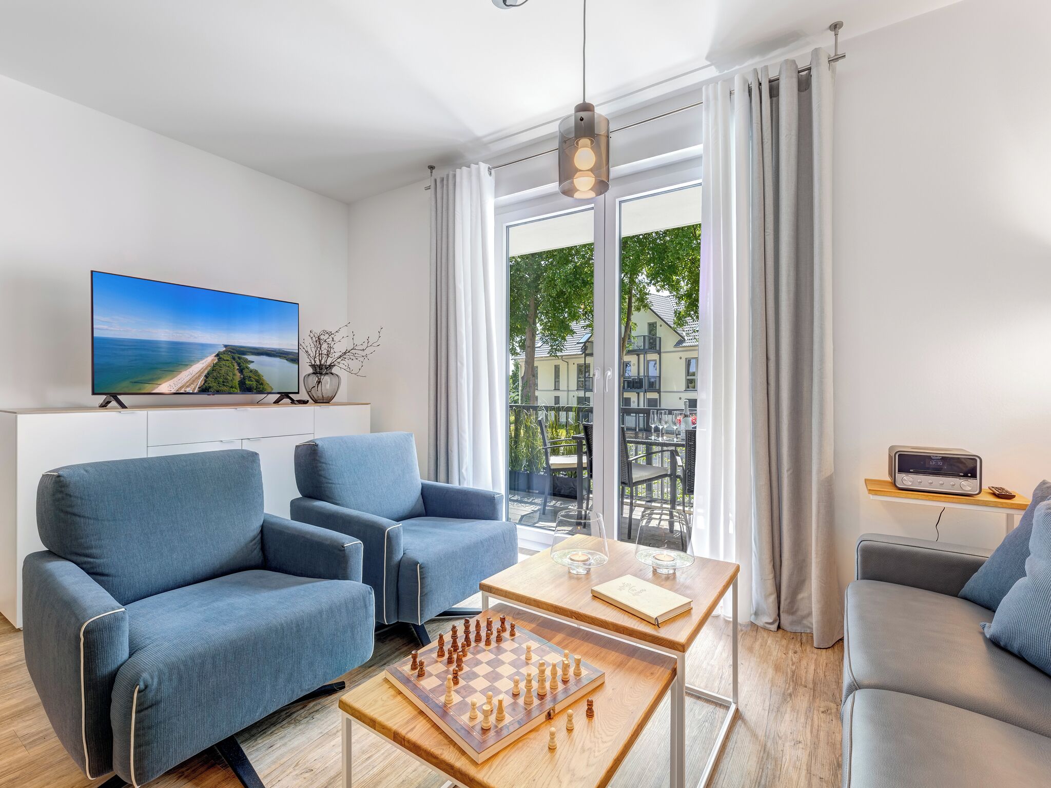 Televisión y estéreo 